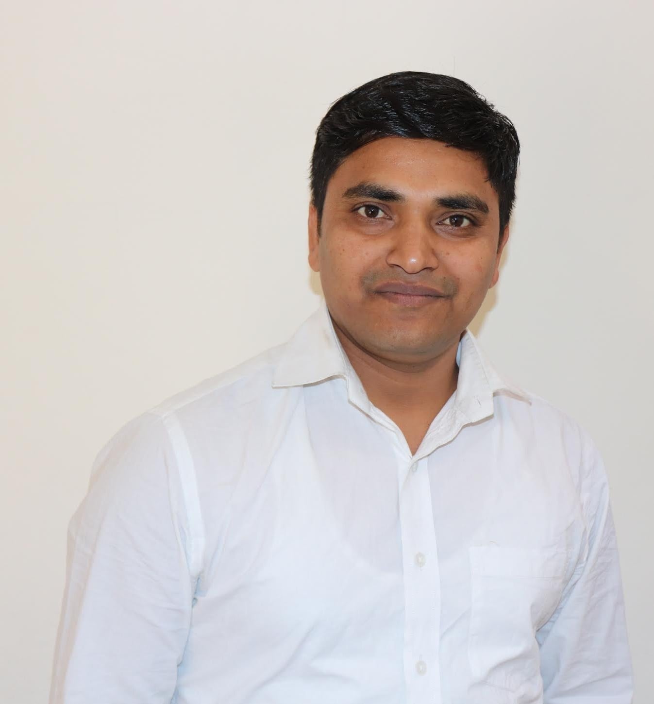 Portrait of Manish Mandal